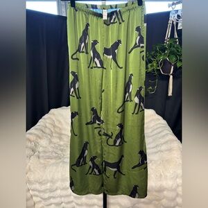 Auden Green black panther Patterned bottoms with pockets